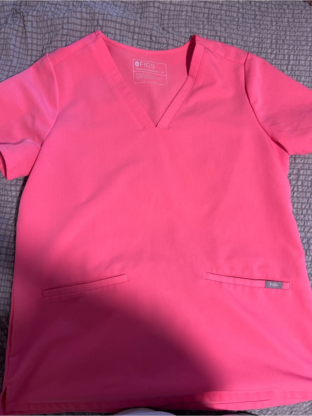 Figs scrub set coral/pink
